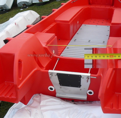 Łódź ratownicza WHALY 455 R czerwona 20