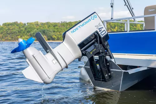 Elektryczny silnik zaburtowy ePropulsion z serii X 2
