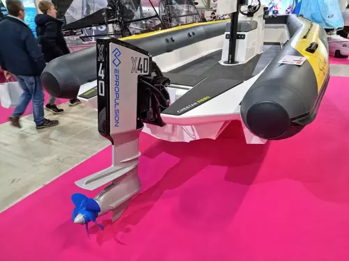 Elektryczny silnik zaburtowy ePropulsion z serii X 9