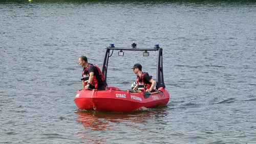 Łódź WHALY 310  polietylen czerwona 4