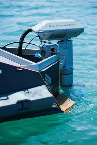 Silnik elektryczny EPROPULSION Navy 3.0 EVO 1